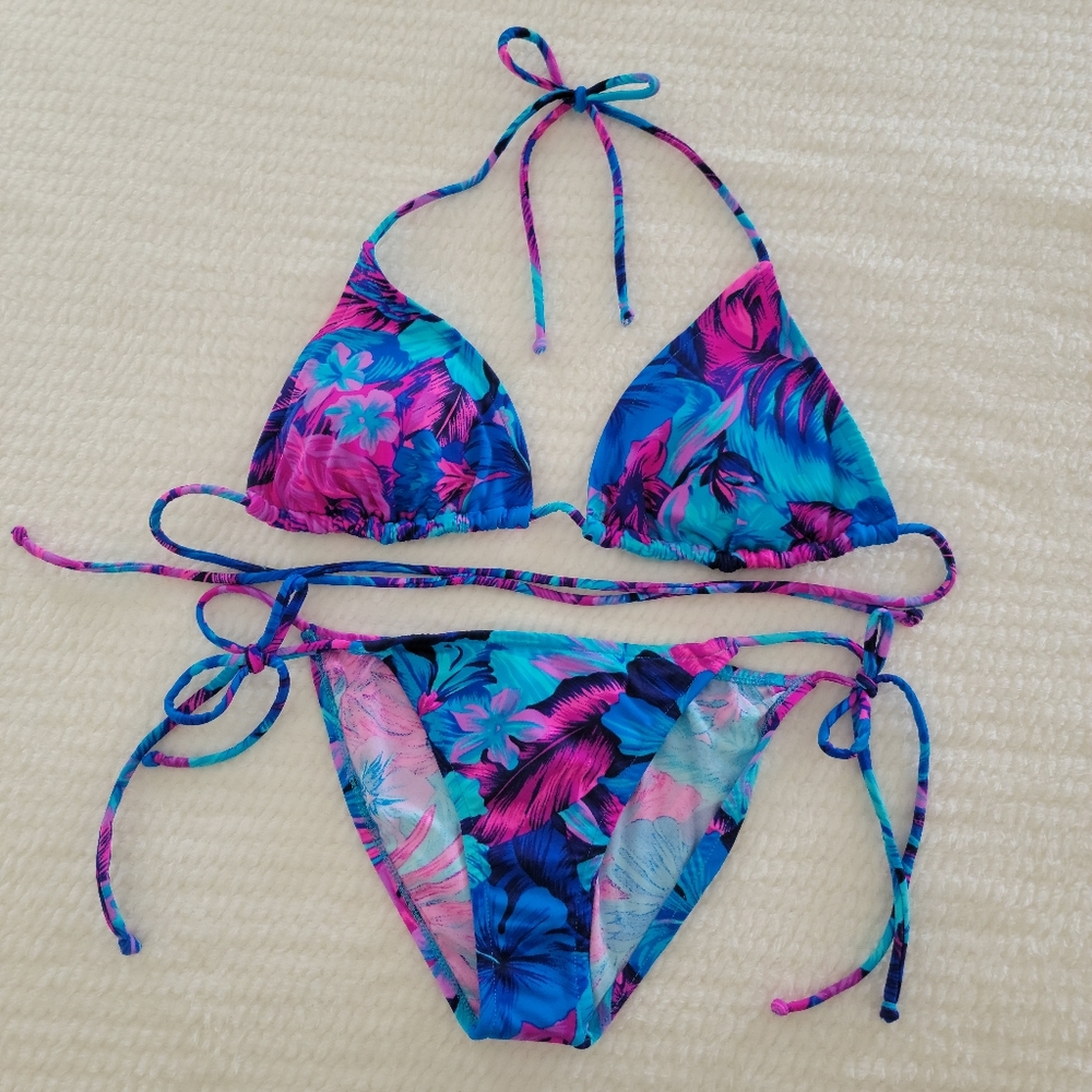 VENUS Blue & Pink Tropical Print Triangle Bikini